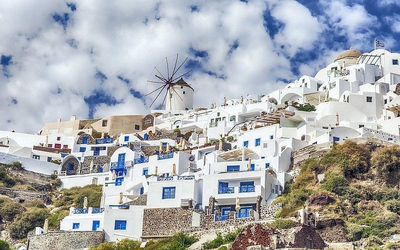 ngôi nhà trắng xanh Santorini